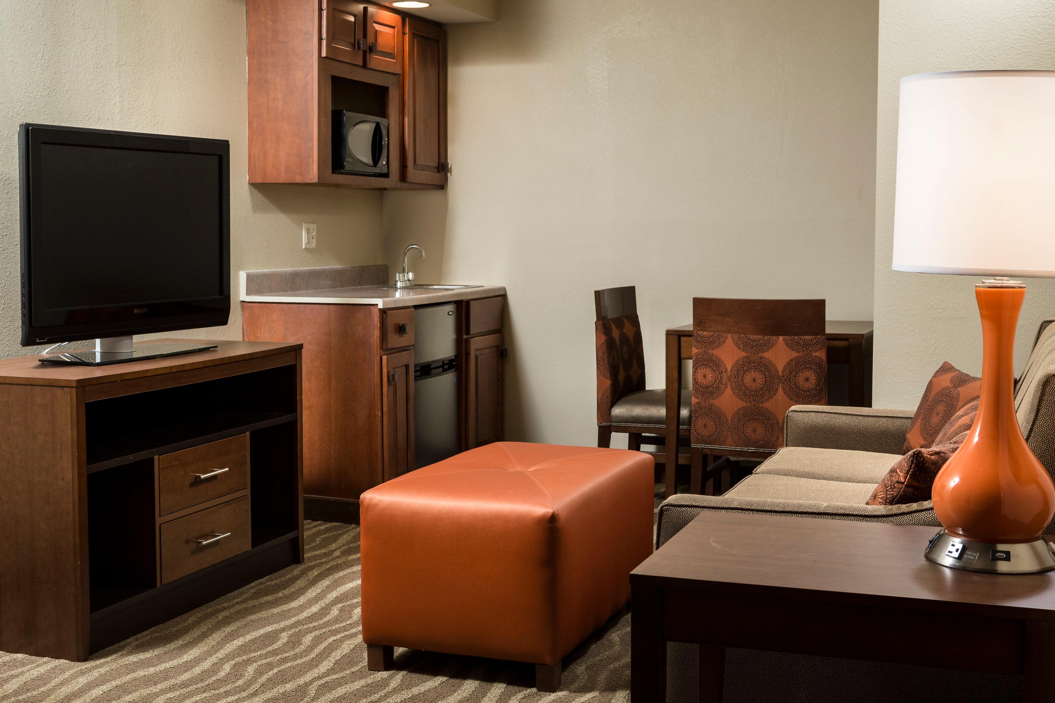 Holiday Inn Hotel & Suites Des Moines-Northwest By Ihg Urbandale Zewnętrze zdjęcie