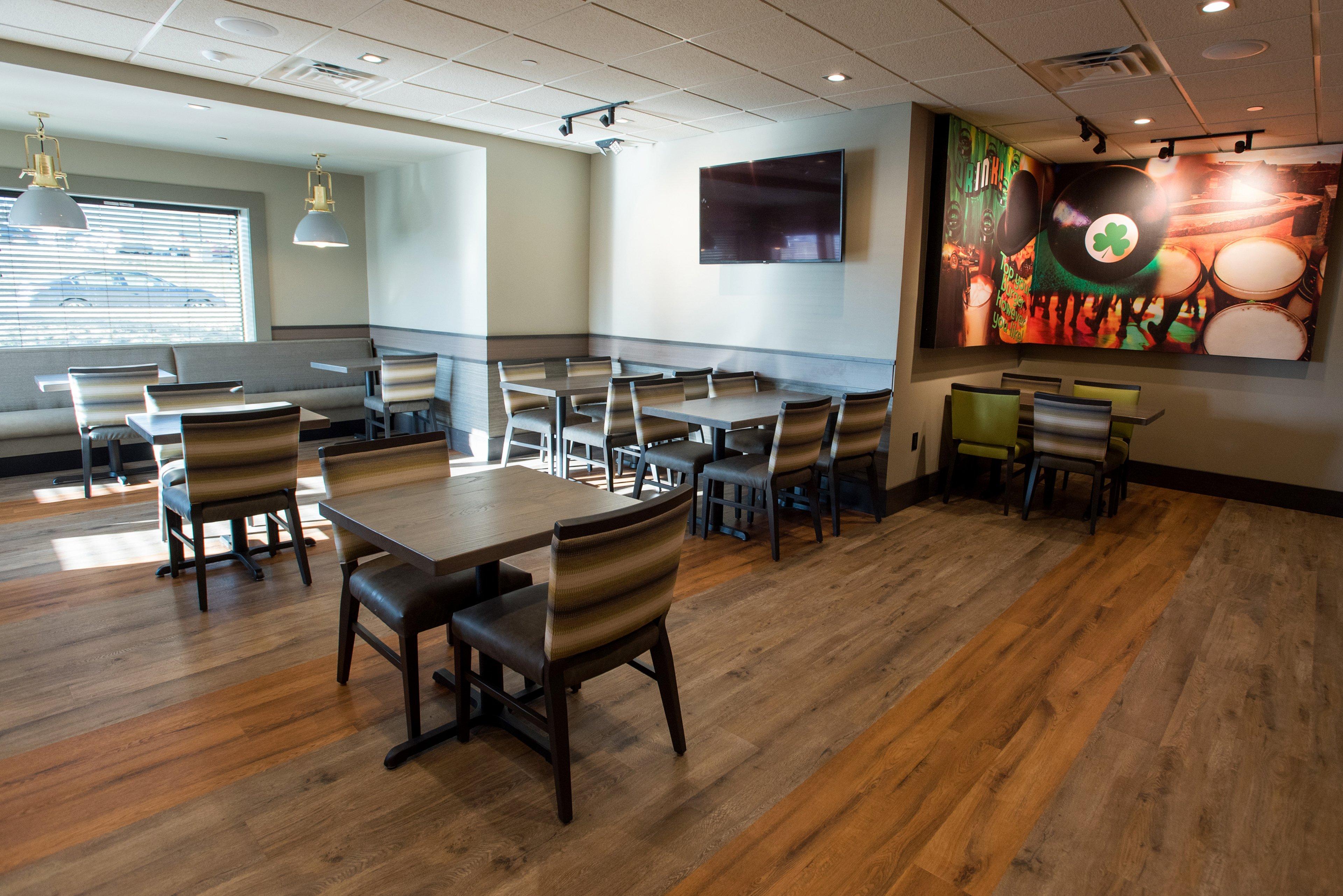 Holiday Inn Hotel & Suites Des Moines-Northwest By Ihg Urbandale Zewnętrze zdjęcie