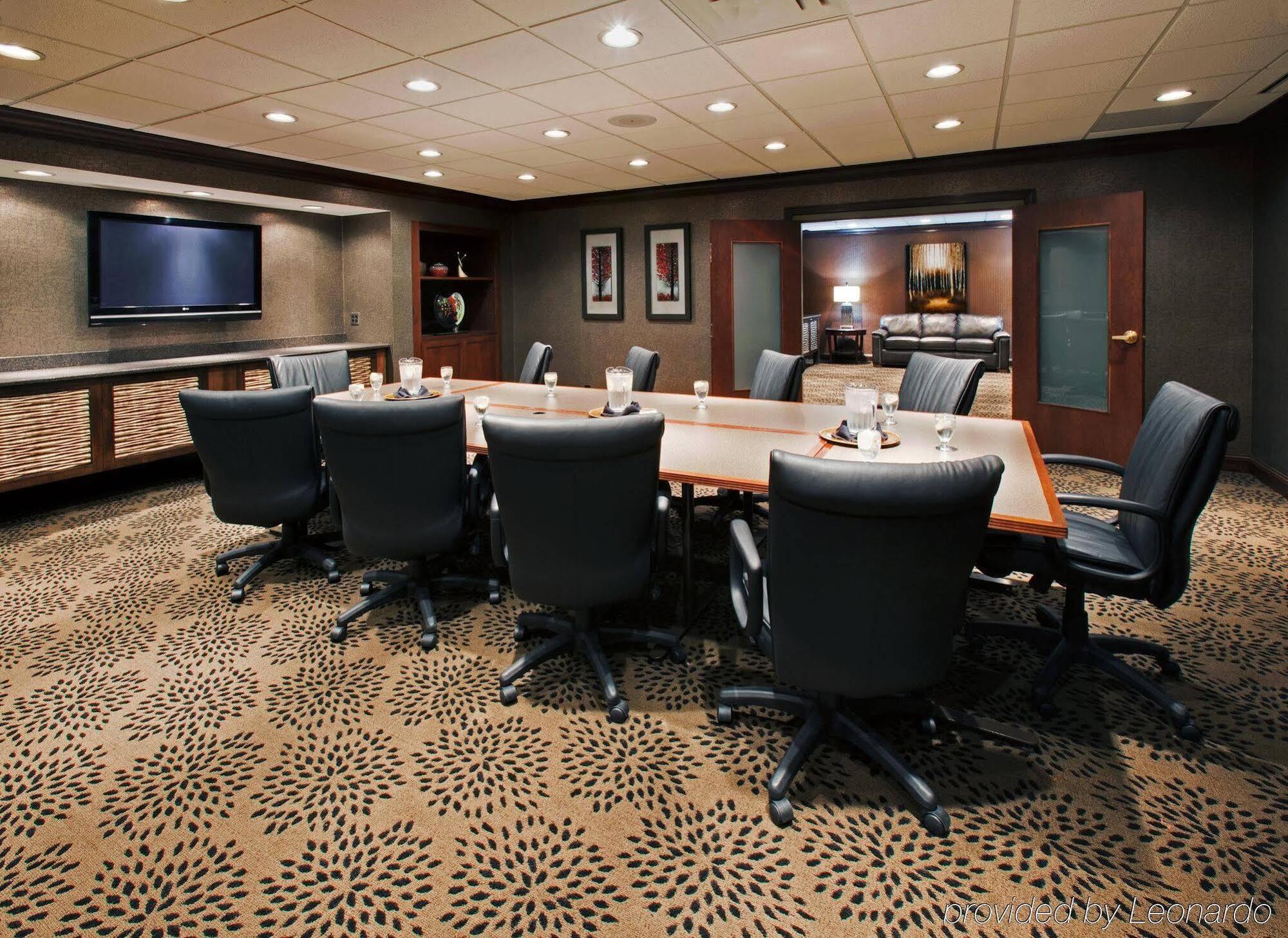 Holiday Inn Hotel & Suites Des Moines-Northwest By Ihg Urbandale Zewnętrze zdjęcie